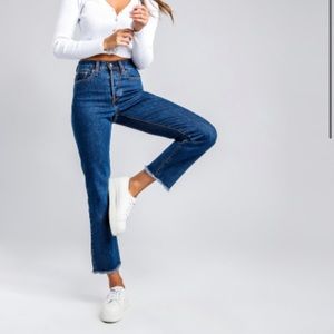 Levi’s Wedgie Straight Jeans